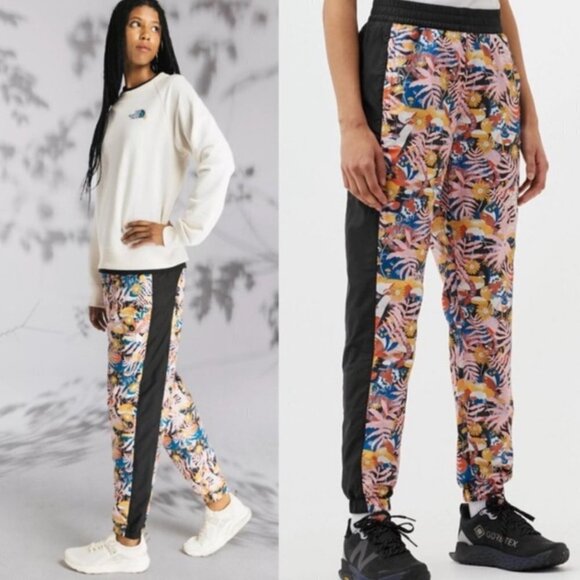 The North Face Groovy Floral Printed Hydrenaline Jogger Pants - Picture 2 of 9
